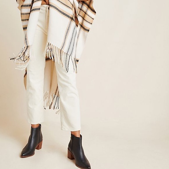 Anthropologie | Plaid wrap with fringe | One Size - Picture 4 of 9